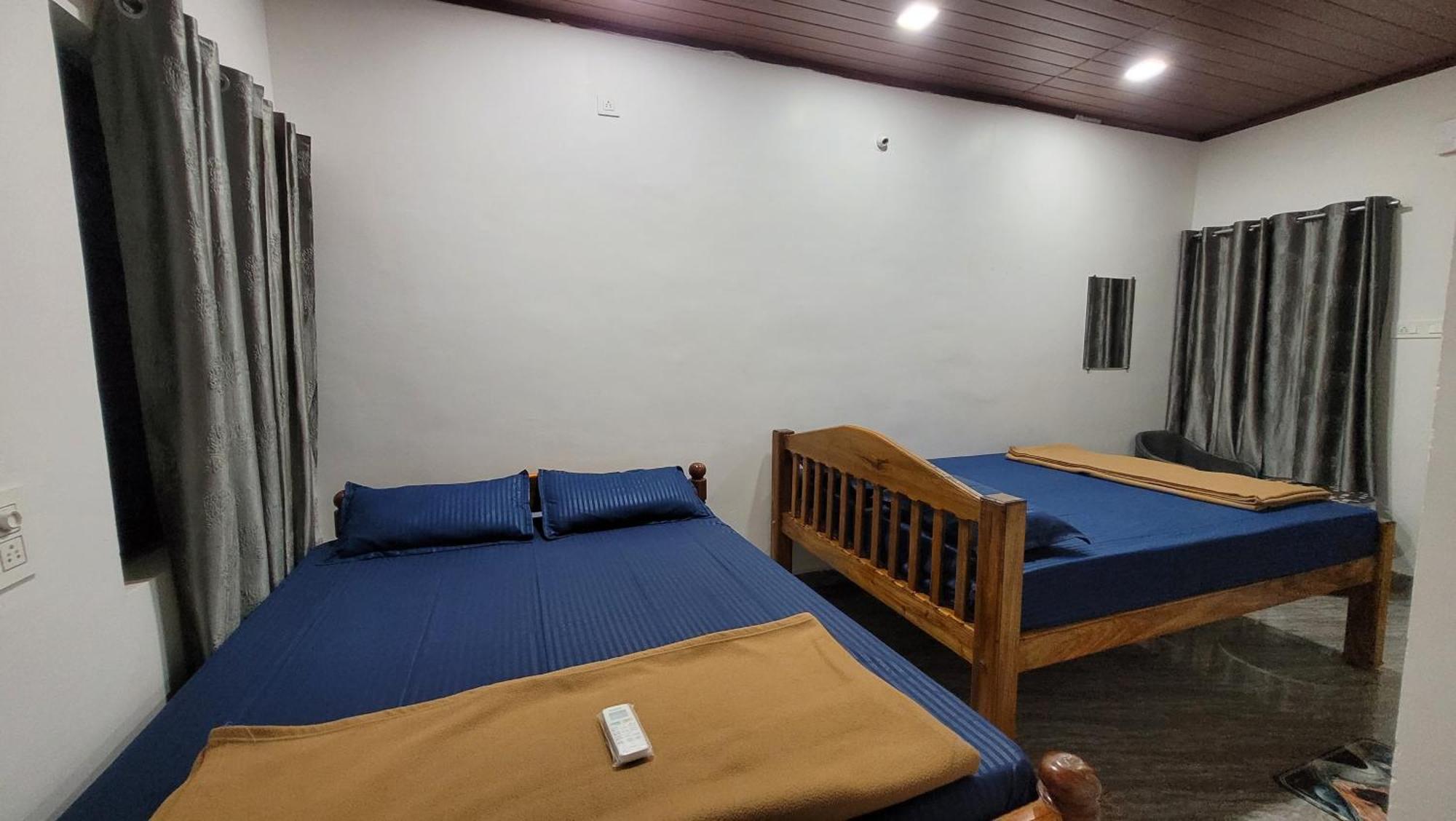 Hotel Golden Sky Gokarna  Exterior foto