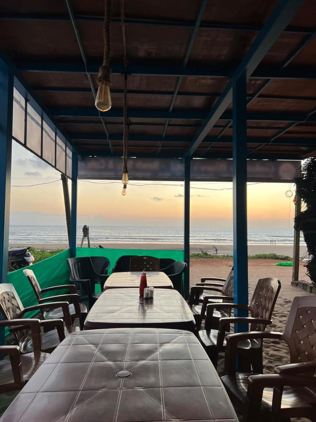 Hotel Golden Sky Gokarna  Exterior foto